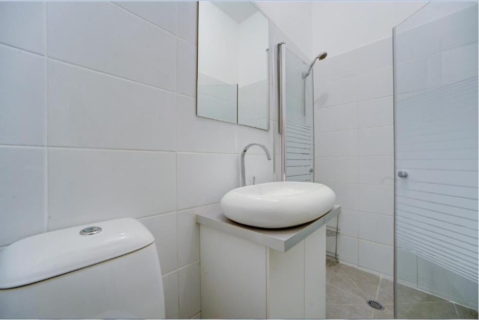 Tel Aviving - Apartments By The Beach Экстерьер фото